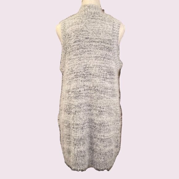 NWT Christopher & Banks Grey Eyelash Vest - Picture 4 of 10